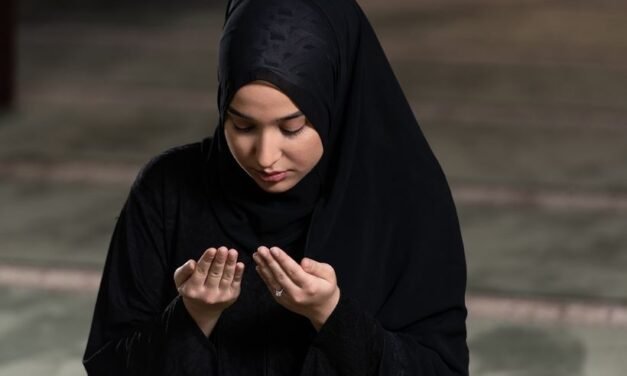 Inna Ma’iya Rabbi Sayadin for Husband