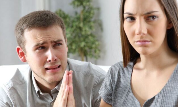 Ha Meem La Yunsaroon Wazifa to Stop husband’s Affair