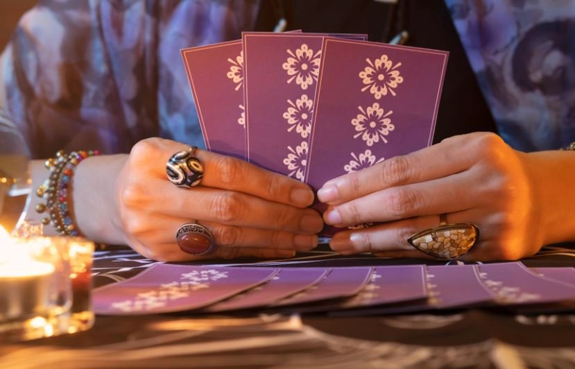 What Will Happen in My Love Life in the Near Future? Honest Insights and Emotional Clarity